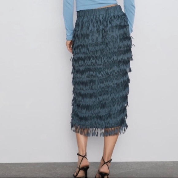 Zara fringed midi skirt - Picture 3 of 8